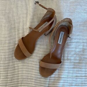 Steve Madden heels - 1.5”
